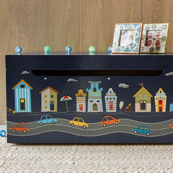 Cityscape toy trunk 3