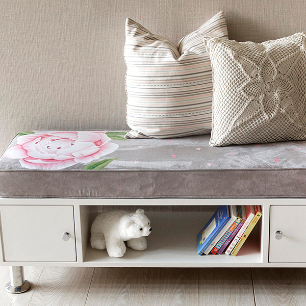 enchanted floral settee 4